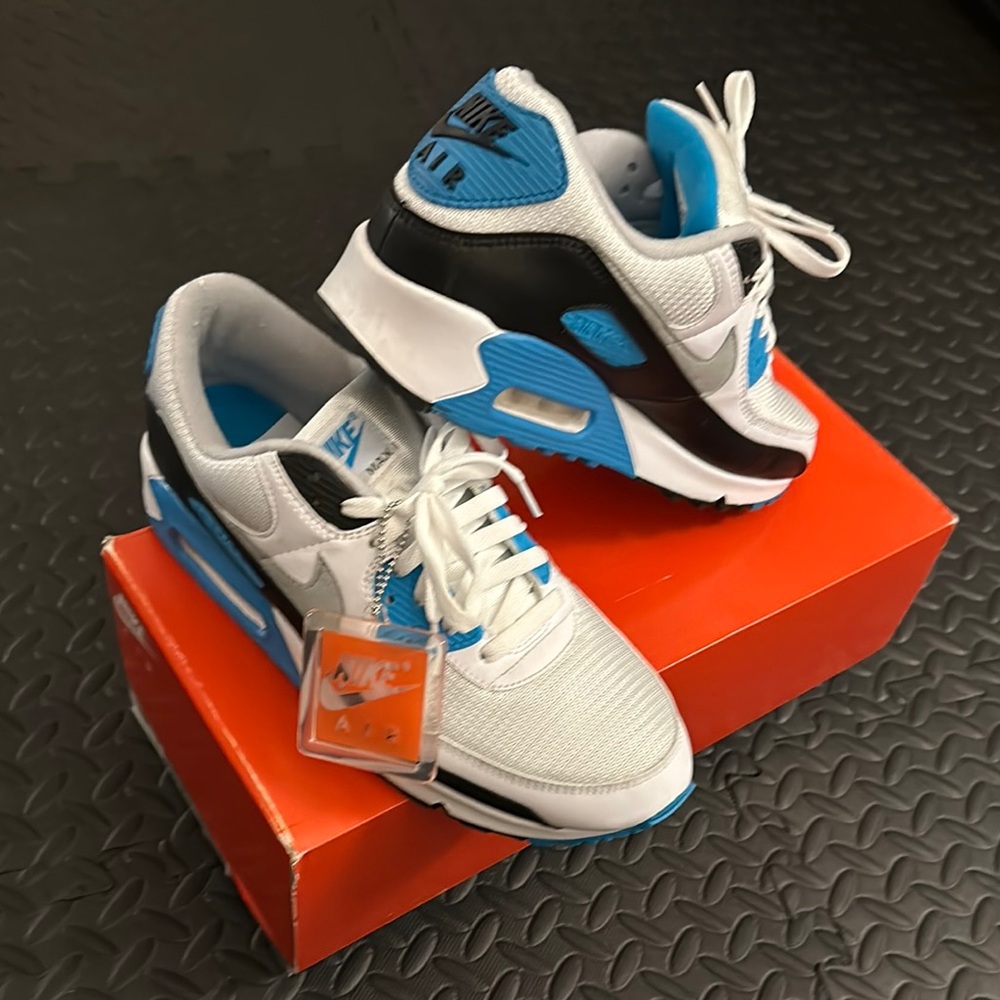Nike Air Max 90 White/Blue/Black  Sneakers